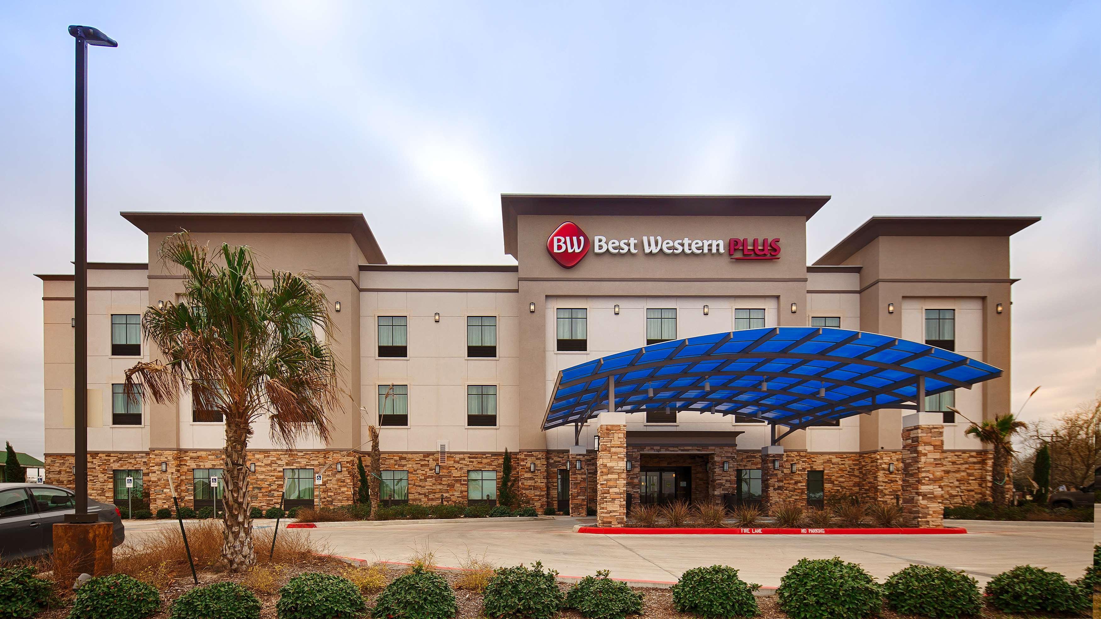Best Western Plus Flatonia Inn Exteriér fotografie